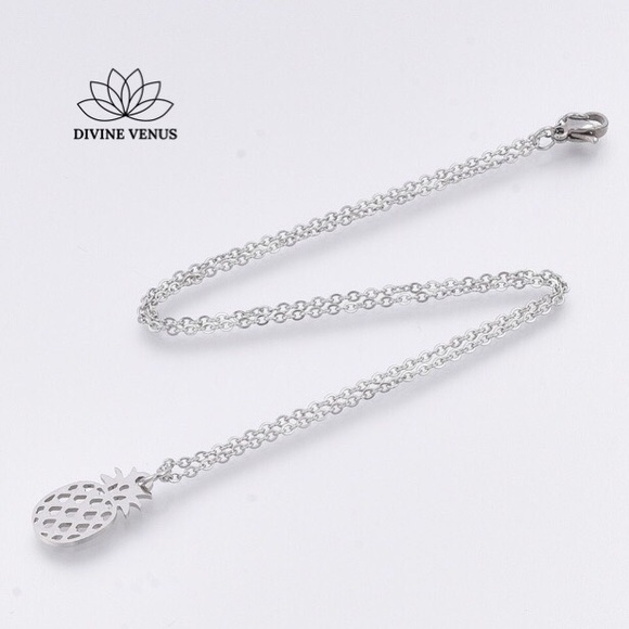 Pineapple Necklace 🍍 Stainless Steel - Picture 4 of 6